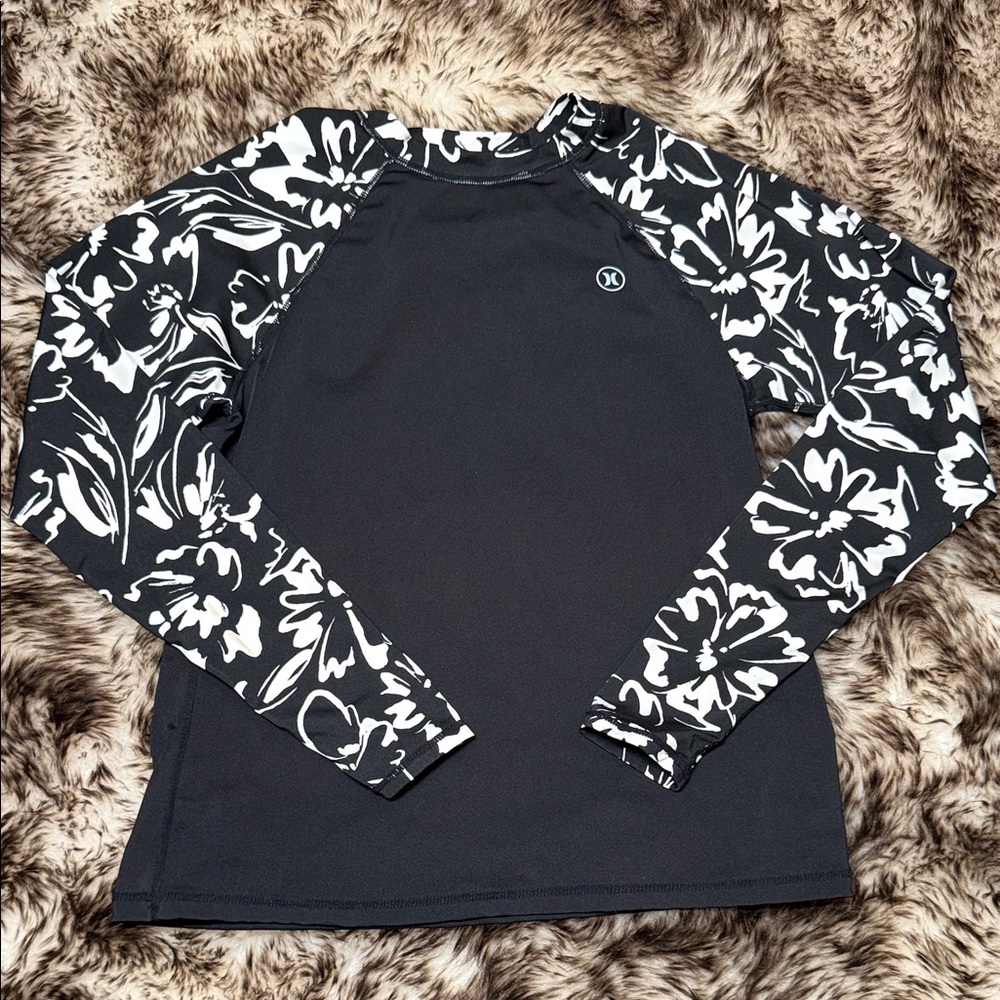 Hurley Black and White Floral Long Sleeve UPF 50+ Tee